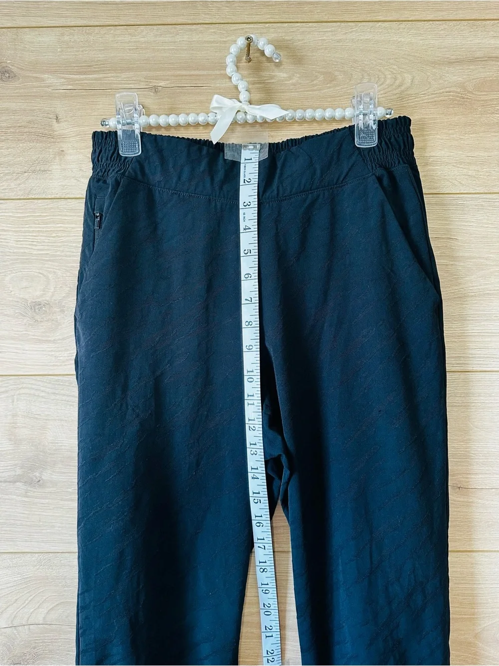 Athleta Broklyn Textured Black High-Rise Jogger Pants